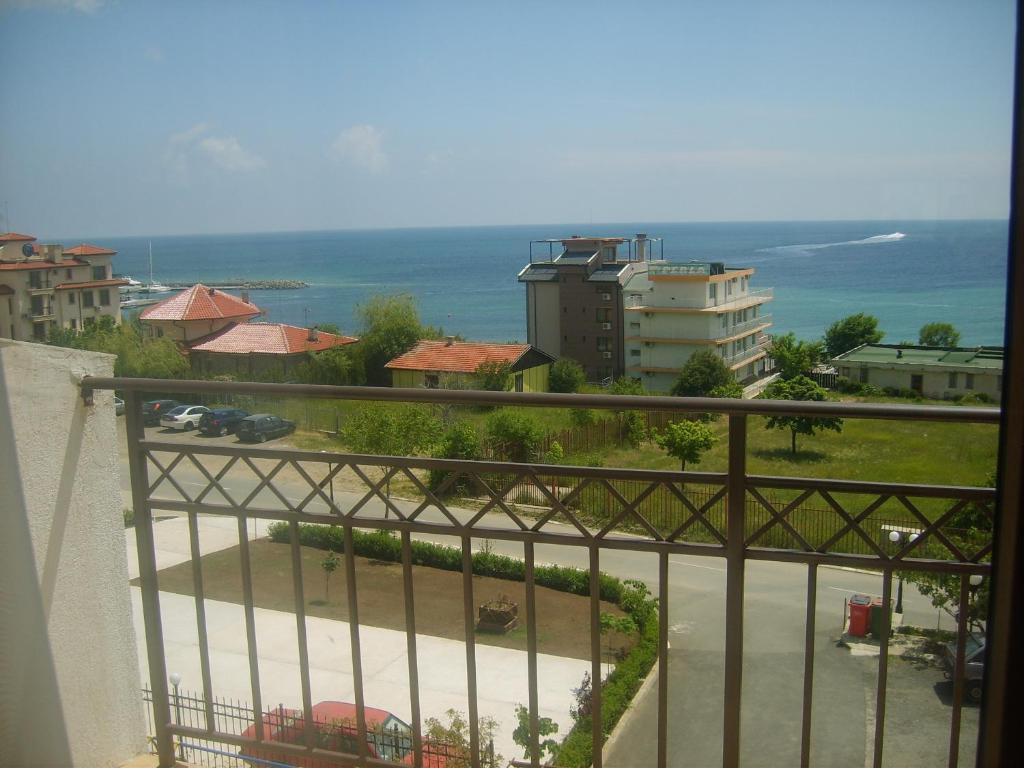 Hotel Genada Sveti Vlas Oda fotoğraf