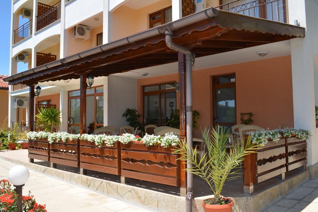 Hotel Genada Sveti Vlas Dış mekan fotoğraf