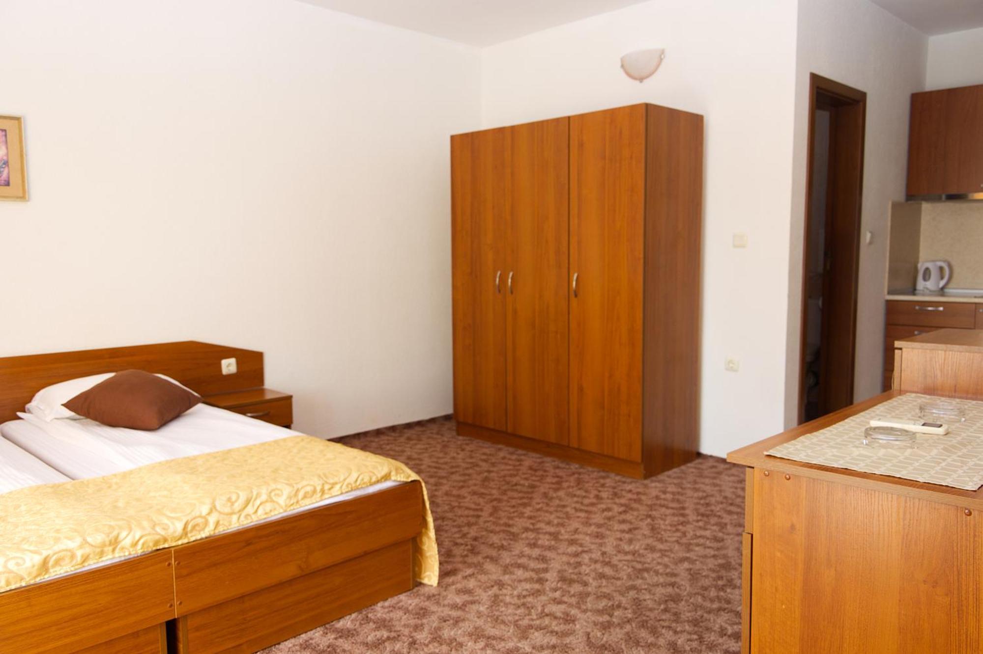 Hotel Genada Sveti Vlas Dış mekan fotoğraf